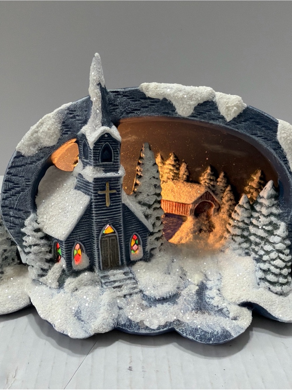 Vintage Ceramic Hershey Mold Christmas Church Bridge Lite Up Scene Blue 1997